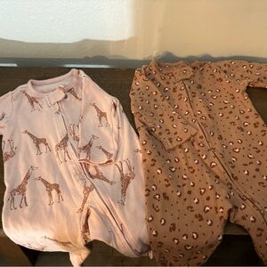 Carter’s Baby girl Footsie Pajamas 0-3m